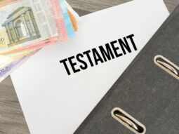 Beneficiaire aanvaarding beschermt niet tegen erfbelasting